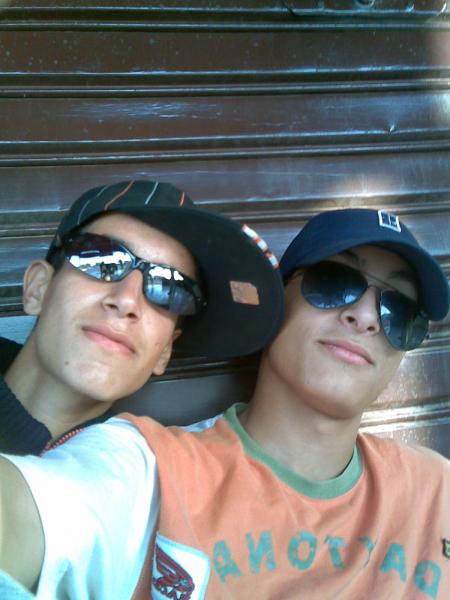 MI AND MY FREAND HARI POUTER